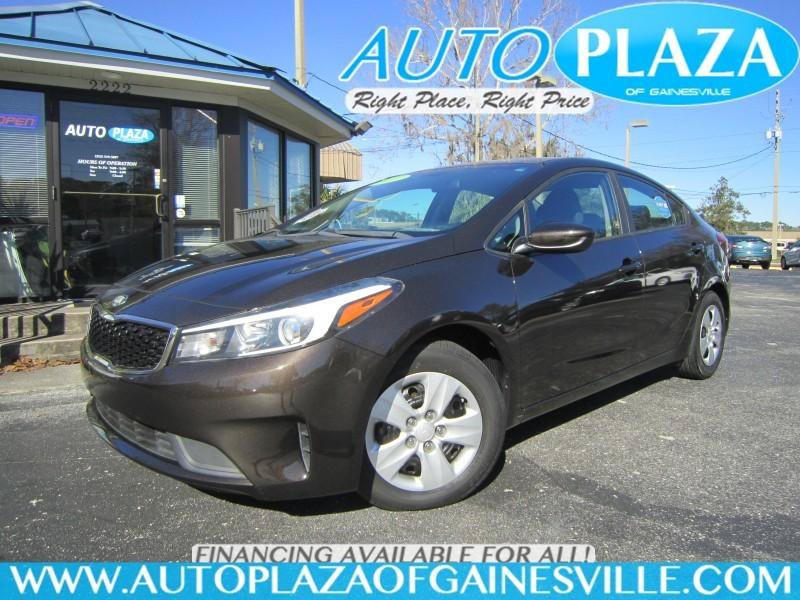 Used 2017 Kia Forte LX w/ LX Popular Package FWD image 1