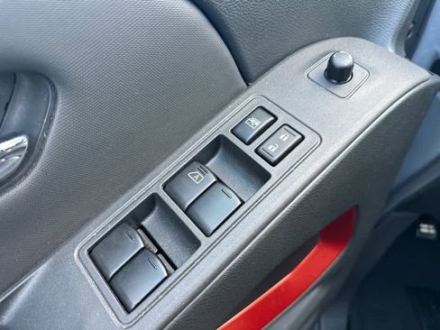 Used 2024 Nissan Frontier PRO-4X w/ Technology Package image 15