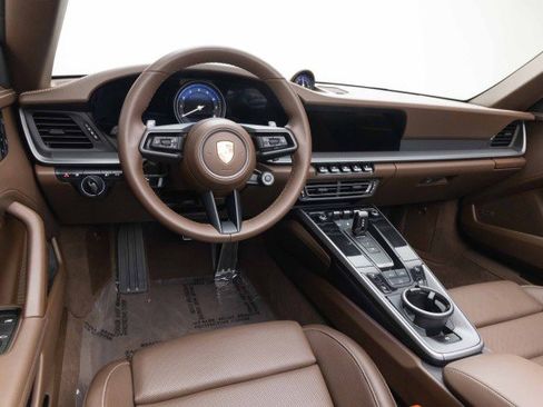 Used 2024 Porsche 911 Carrera image 6