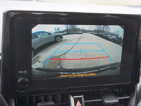 Used 2024 Toyota Corolla LE FWD image 20