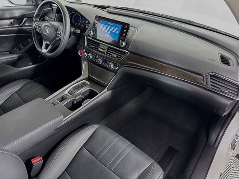 Certified 2021 Honda Accord Touring image 26