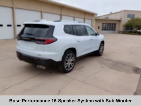 New 2026 GMC Acadia Denali Ultimate AWD/4WD image 4