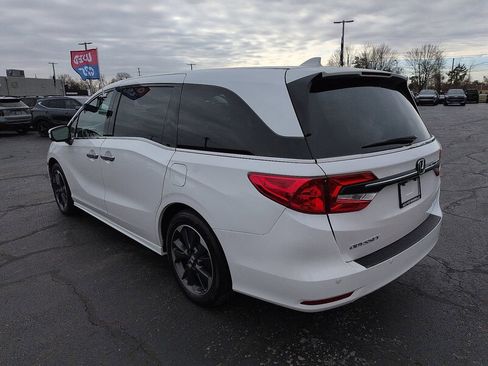 Used 2024 Honda Odyssey Elite image 5