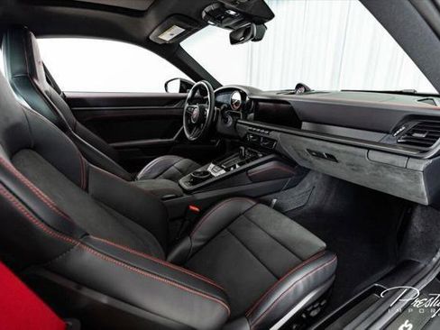 Used 2024 Porsche 911 Carrera GTS RWD image 43