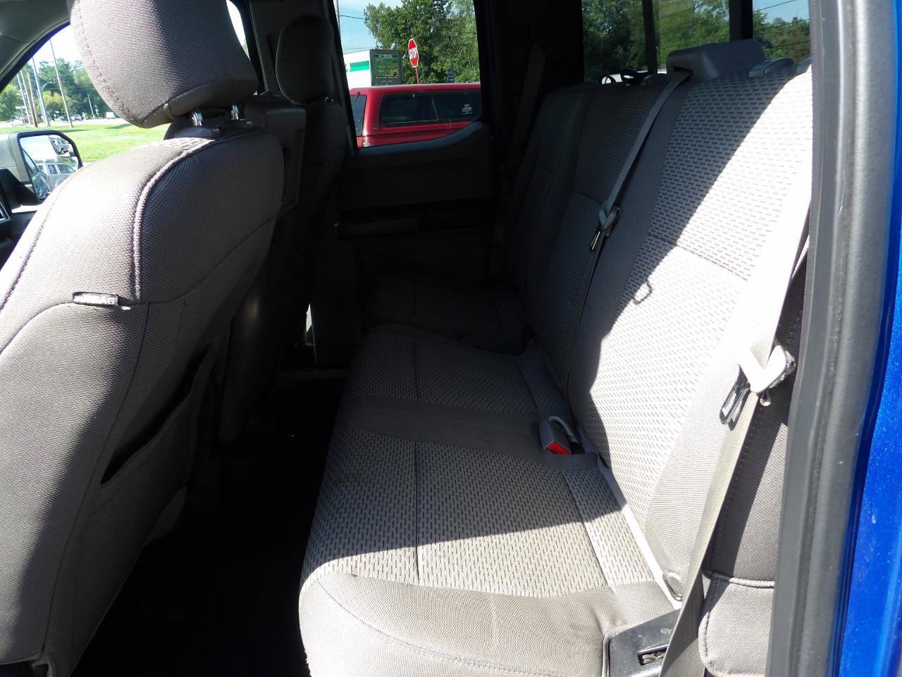 Used 2016 Ford F150 XLT w/ Equipment Group 302A Luxury AWD/4WD image 23