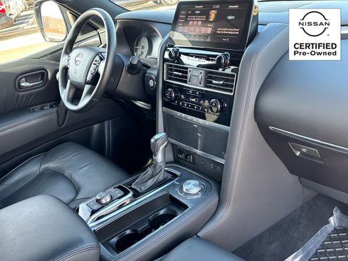 Certified 2024 Nissan Armada SL w/ Midnight Edition Package image 12