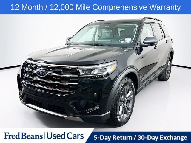 Used 2026 Ford Explorer Active AWD/4WD image 3