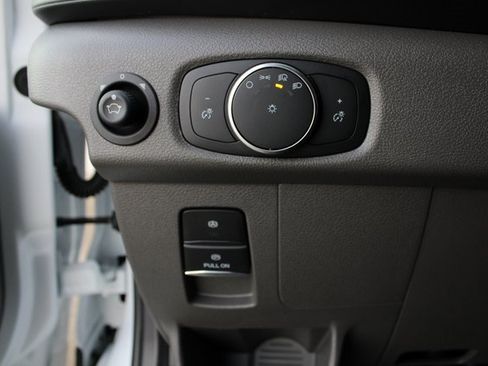 New 2026 Ford Transit 250 148 Medium Roof w/ Load Area Protection Package image 10