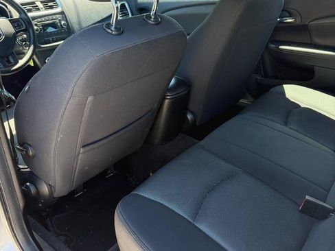 Used 2013 Dodge Avenger SE FWD image 10