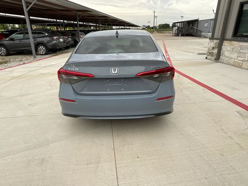 Used 2024 Honda Civic Touring image 8