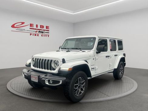 Used 2024 Jeep Wrangler Unlimited Sahara AWD/4WD image 1