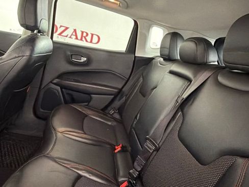 Used 2020 Jeep Compass Trailhawk AWD/4WD image 13