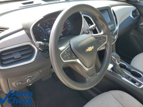 Used 2023 Chevrolet Equinox LS w/ LS Convenience Package FWD image 16