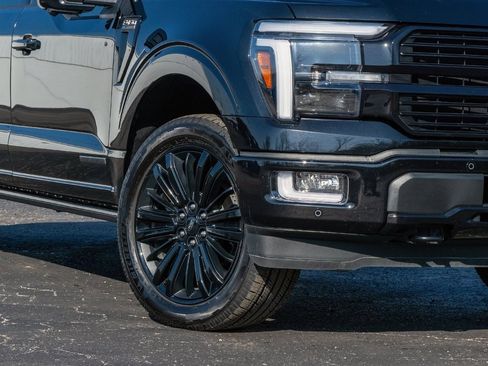 Used 2024 Ford F150 Platinum image 15