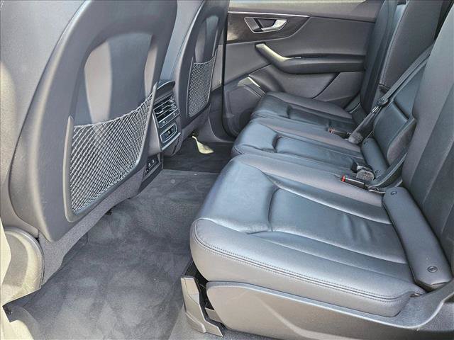 Used 2023 Audi Q7 2.0T Premium w/ Convenience Package AWD/4WD image 17