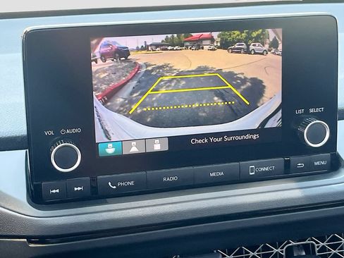 Used 2025 Honda Accord LX image 12