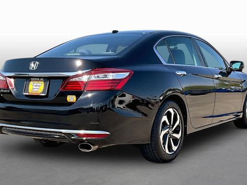 Used 2017 Honda Accord EX image 2