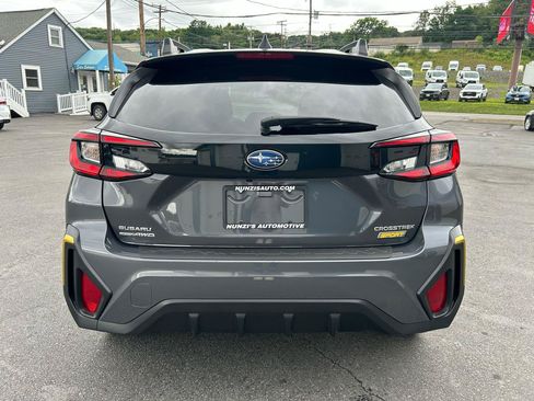 Used 2025 Subaru Crosstrek 2.5i Sport AWD/4WD image 4