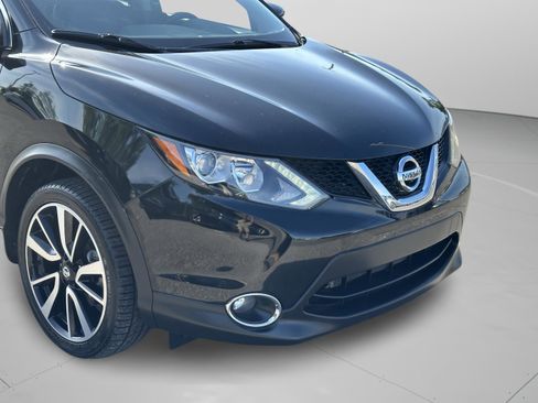 Used 2017 Nissan Rogue Sport SL image 36