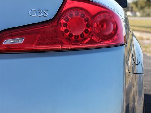 Used 2005 INFINITI G35 Coupe w/ (R01) Aero Pkg image 3