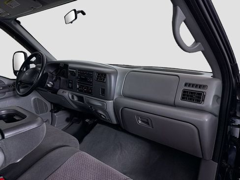 Used 2002 Ford F250 XLT AWD/4WD image 25