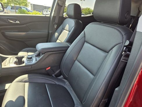 Used 2023 GMC Acadia SLT w/ Elevation Edition AWD/4WD image 2