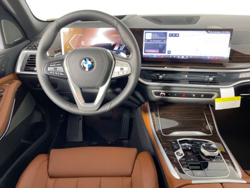 New 2026 BMW X5 sDrive40i w/ Executive Package image 4