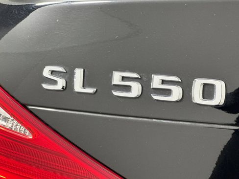 Used 2013 Mercedes-Benz SL 550 w/ Premium Pkg image 20