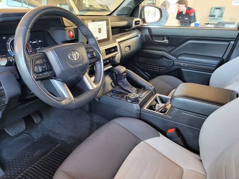 Certified 2024 Toyota Tacoma TRD Off-Road w/ TRD Off Road Upgrade Package AWD/4WD image 12