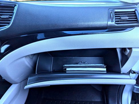 Used 2019 Honda Pilot Touring image 38