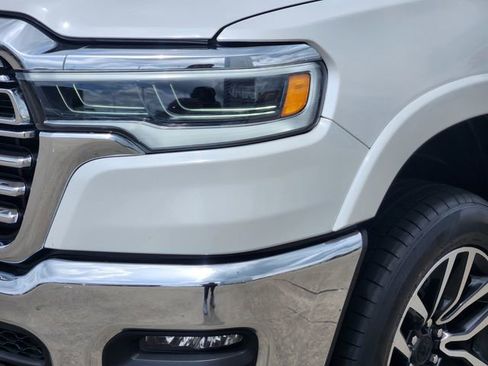 Used 2025 RAM 1500 Limited AWD/4WD image 9