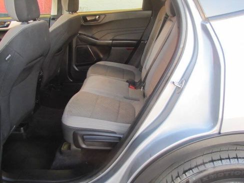 Used 2022 Ford Escape SE w/ Convenience Package FWD image 14