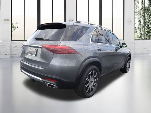 Certified 2025 Mercedes-Benz GLE 450e 4MATIC w/ Driver Assistance Package image 5