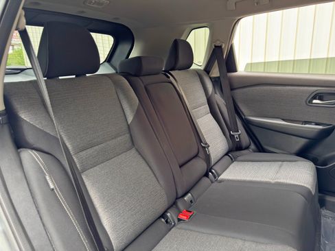 Used 2022 Nissan Rogue SV FWD image 33