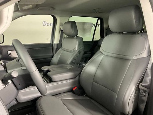 New 2027 Ford Expedition Max Active RWD image 14