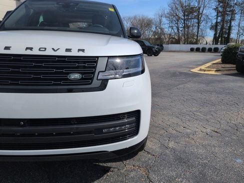 Certified 2025 Land Rover Range Rover Long Wheelbase SE AWD/4WD image 24