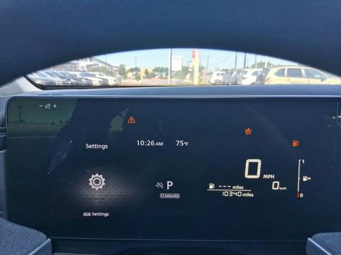 Used 2025 Nissan Kicks SV FWD image 7