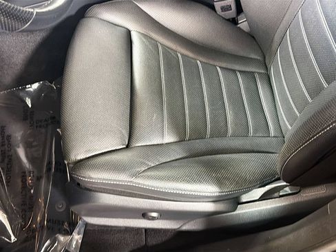 Used 2019 Mercedes-Benz GLC 43 AMG 4MATIC image 21