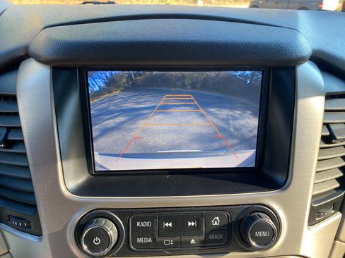 Used 2015 GMC Yukon XL Denali w/ Touring Package image 35