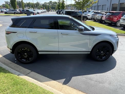 Used 2026 Land Rover Range Rover Evoque S AWD/4WD image 8