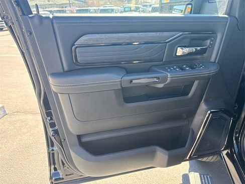 New 2026 RAM 3500 Limited image 9