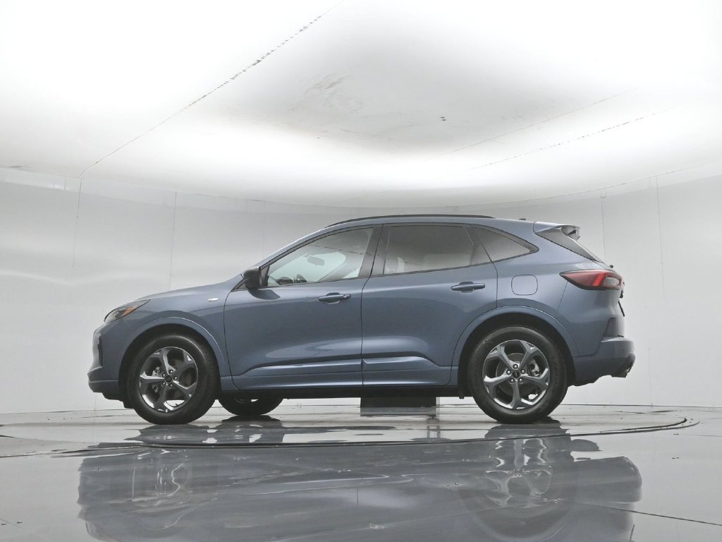 Used 2024 Ford Escape ST-Line w/ Tech Pack #1 FWD image 47