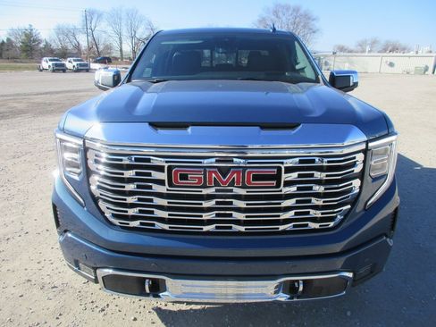 New 2026 GMC Sierra 1500 Denali w/ Denali Reserve Package image 12