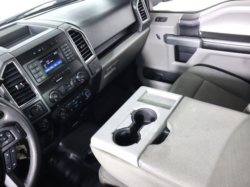 Used 2017 Ford F150 XLT w/ Trailer Tow Package image 32