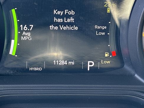 Used 2024 Jeep Wrangler Sahara w/ Technology Group image 30