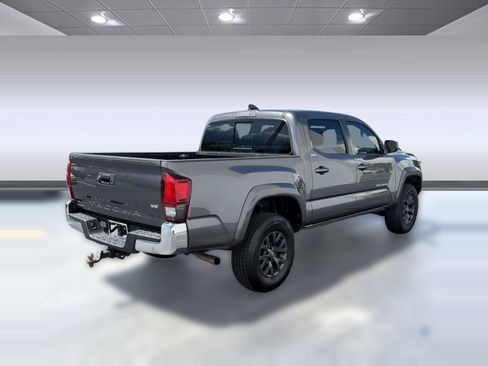 Used 2021 Toyota Tacoma SR5 RWD image 9