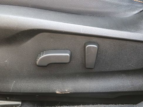 Used 2023 Subaru Crosstrek 2.5i Limited w/ Popular Package #2 image 24