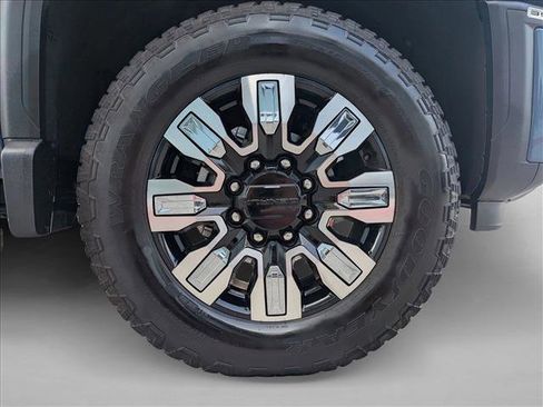 Used 2025 GMC Sierra 3500 Denali w/ Denali Reserve Package image 24