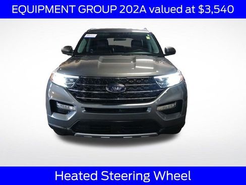 Certified 2023 Ford Explorer XLT w/ Equipment Group 202A AWD/4WD image 3