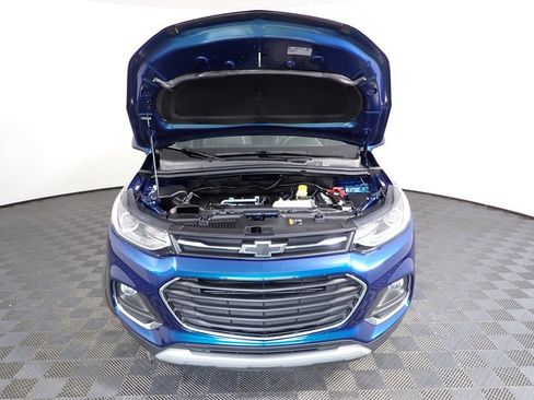 Used 2020 Chevrolet Trax Premier w/ LPO, Protection Package FWD image 44